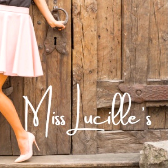 MEET YOUR POSHER - Picture 10 of 16